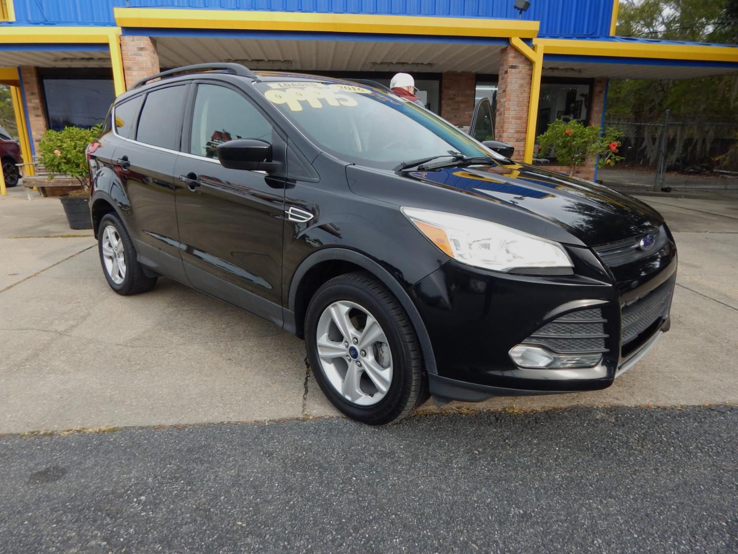 2016 Black /Gray Ford Escape SE (1FMCU0GXXGU) with an 1.6l engine, Automatic transmission, located at 3120 W Tennessee St, Tallahassee, FL, 32304-1002, (850) 575-6702, 30.458841, -84.349648 - Used Car Supermarket is proud to present you with this loaded immaculate 2016 Ford Escape SE. Used Car Supermarket prides itself in offering you the finest pre-owned vehicle in Tallahassee. Used Car Supermarket has been locally family owned and operated for over 48 years. Our Escape SE has been serv - Photo#0